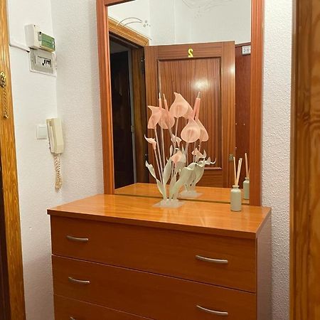 Ferienwohnung Apartamento De 1 Dormitorio En Buena Ubicacion Albacete Exterior foto